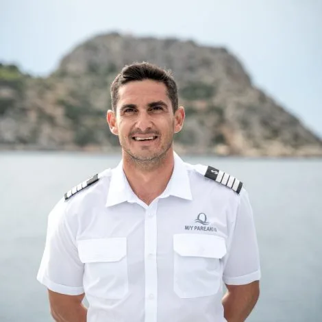 Crew of PAREAKI II|Panos Logothetis — Captain