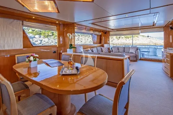 Image of THE BIRD yacht #5