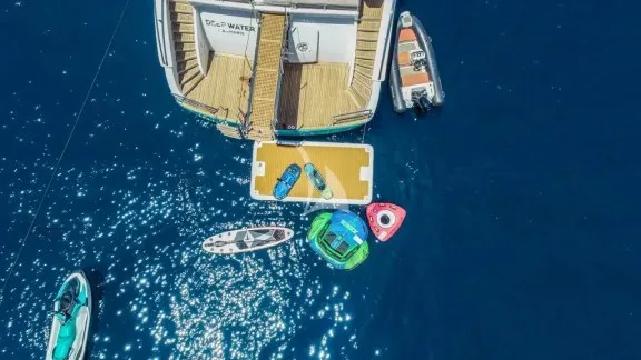 Image of DEEP WATER yacht #22
