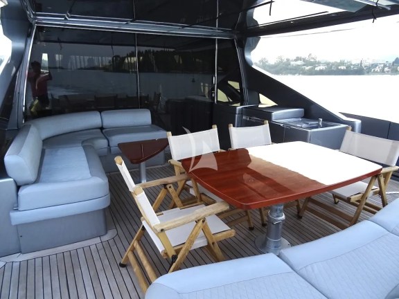 Aft Cockpit
