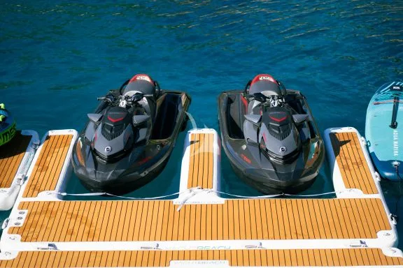 Image of Renata yacht #83