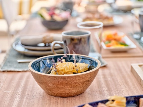 Dining details