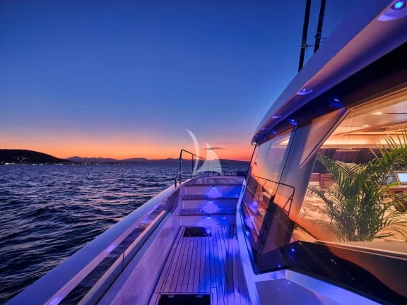 Teak deck by night