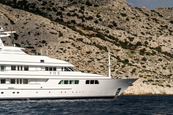 Image of FOS yacht #3