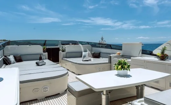 Image of THEION yacht #39