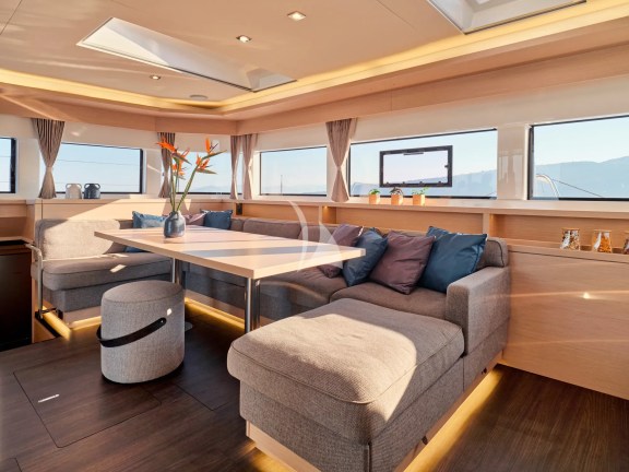 Image of AZUL yacht #42