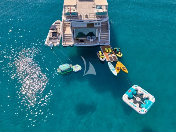 Water toys