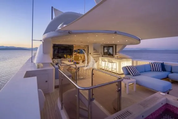Upper deck at Night
