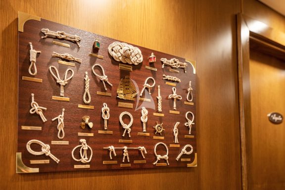 Knot board