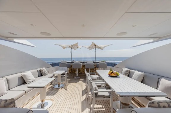 Sundeck
