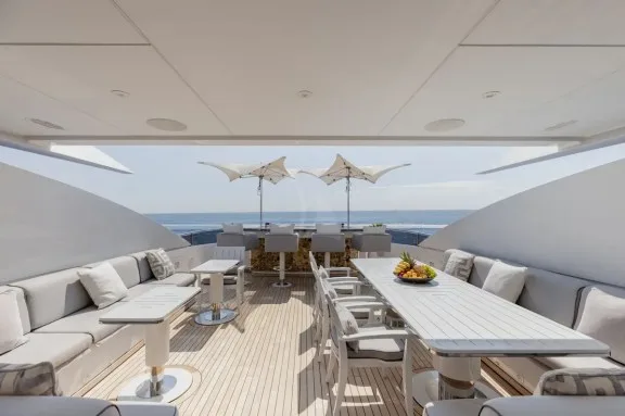 Sundeck