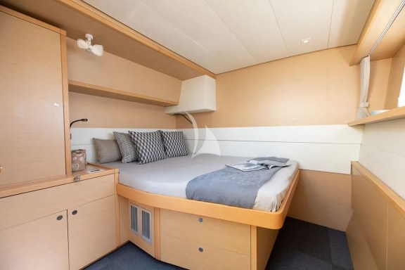 Double cabin