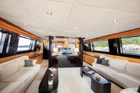 Image of CAN’T REMEMBER yacht #8
