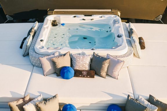 Jacuzzi