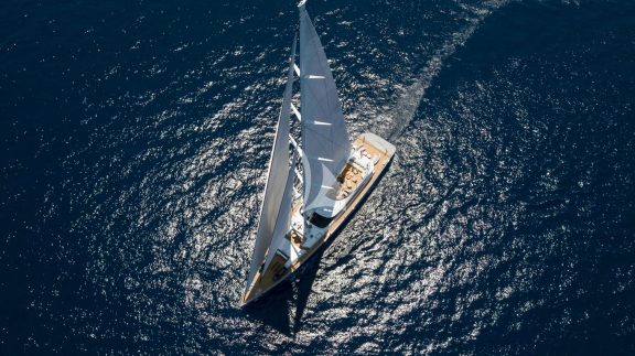 Image of All About U 2 yacht #2