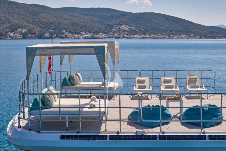 Flybridge