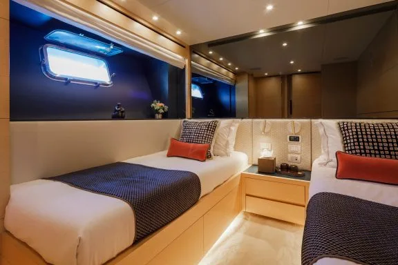 Image of ELYSIUM yacht #38