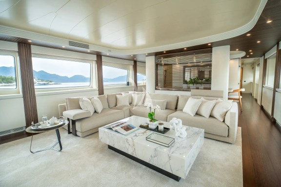 Image of PAREAKI II yacht #41