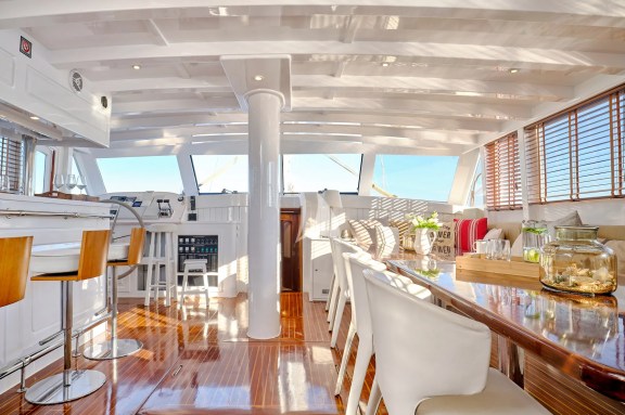Image of WHITE PEARL yacht #28