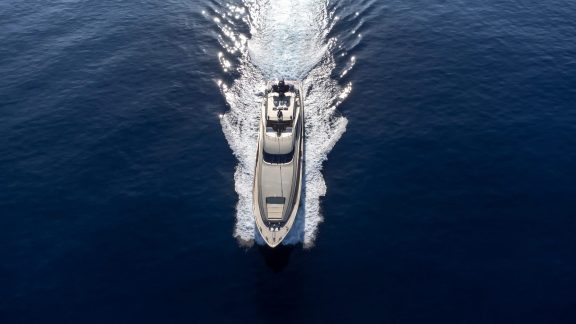 Image of HOKULANI yacht #11