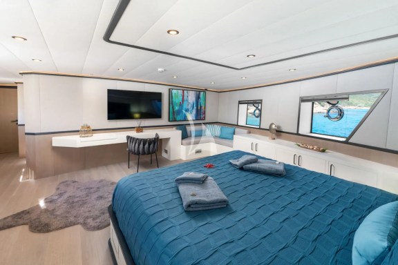 Image of CALM DOWN yacht #13