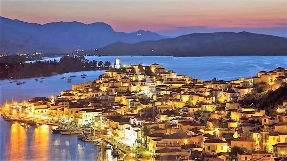 Poros, Saronic