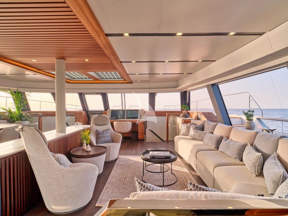 Sitting area saloon (Sistership)