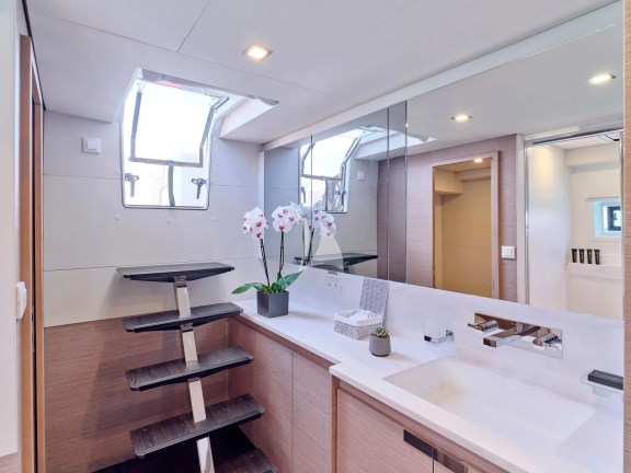 Image of ALMA yacht #66