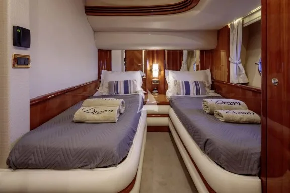Image of DREAM yacht #19
