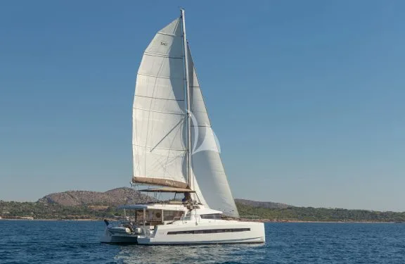 Image of LICENSE TO CHILL yacht #3