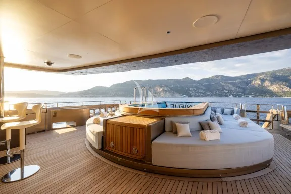 Image of ANJELIF yacht #15