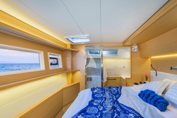 Image of LARGO WINCH yacht #18