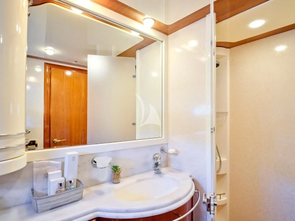 Image of Estia Orion yacht #39