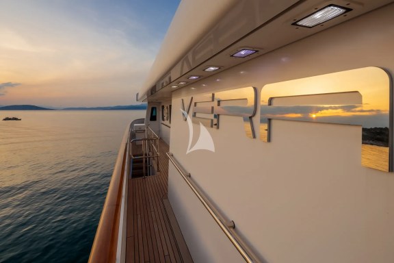 Image of VERA yacht #76