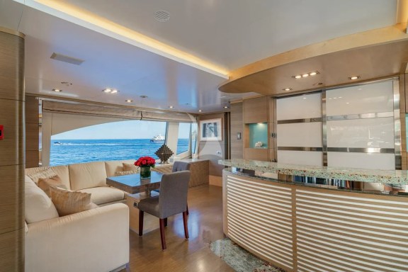 Upper Deck Lounge
