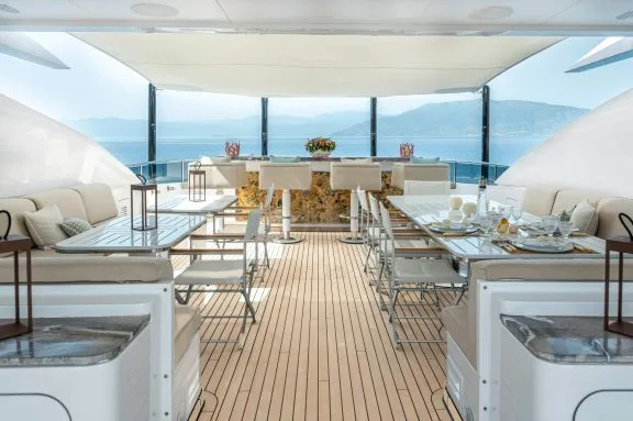 Sundeck looking forward