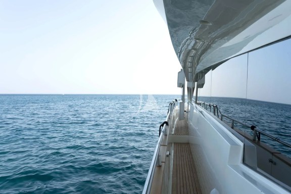 The STABILIZERS offer excellent stability and comfort At Anchor & Underway