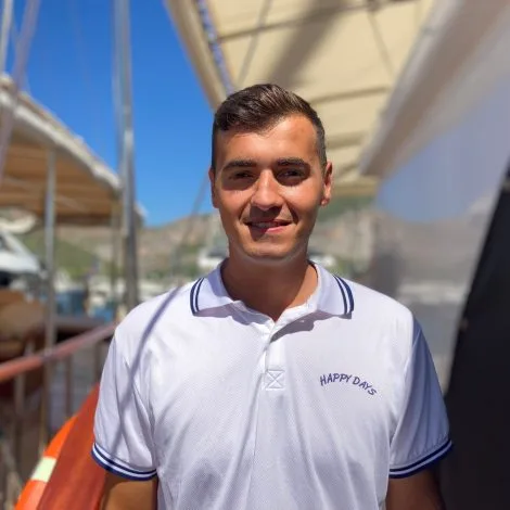 Crew of HAPPY DAYS|Ahmet Aycibin — Deckhand