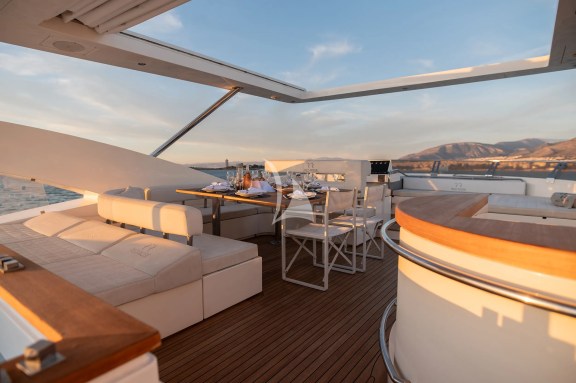 Image of RED ROSE yacht #45