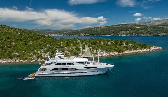 Image of SILENT WORLD yacht #16