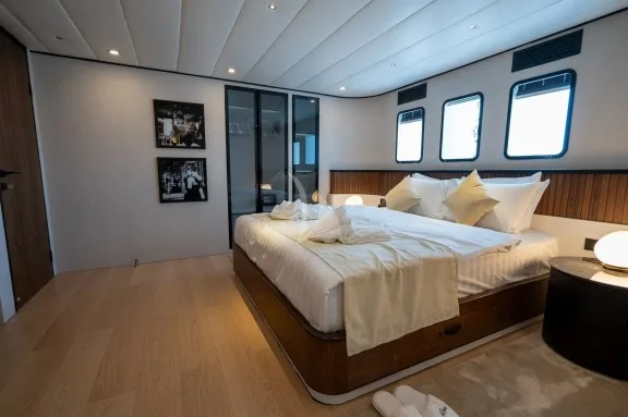 Image of DE LOVE yacht #35