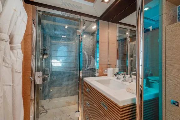 Twin Cabin