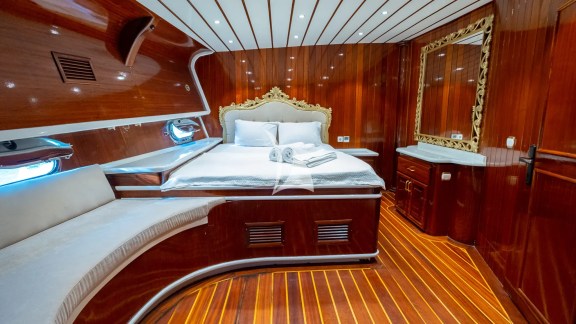 Image of ESMA SULTAN yacht #16