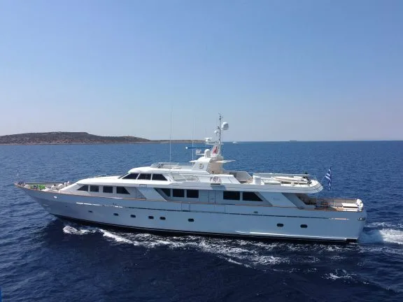 Image of OKTANA yacht #27
