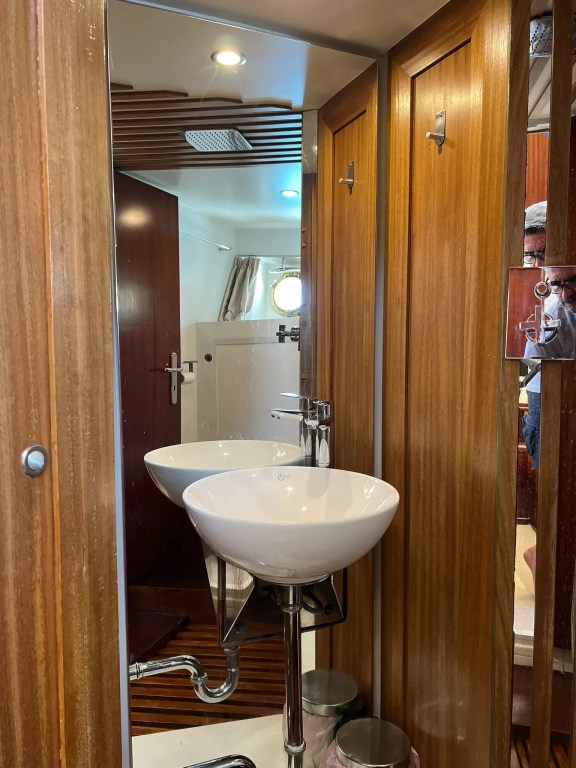 Image of Aphrodite yacht #31