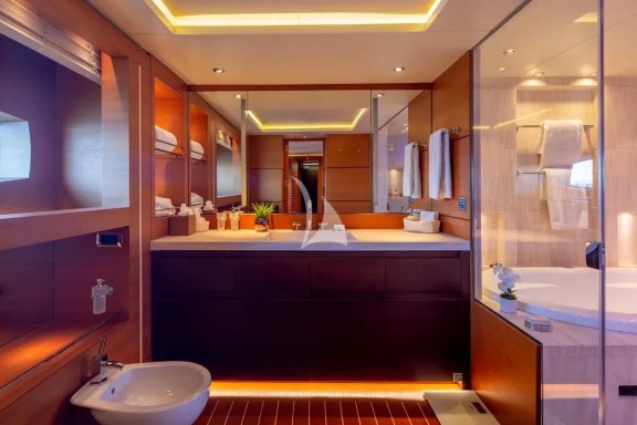 VIP Bath II