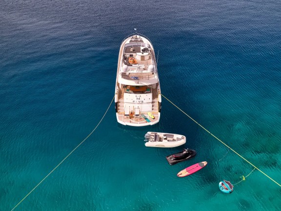 Image of M FIVE yacht #14