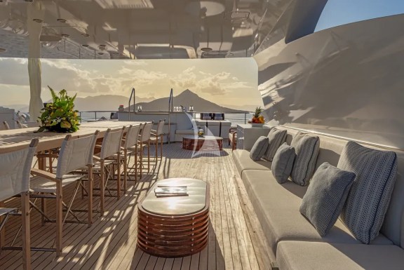 Sundeck - Lounge area