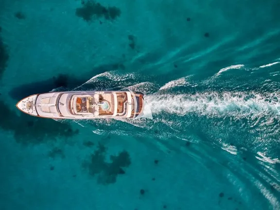 Image of OPTION B yacht #17