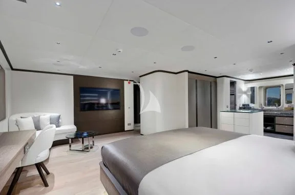 Image of All About U 2 yacht #28